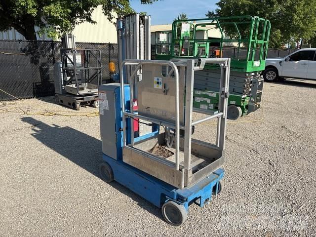 Genie GR-20 Plataformas de Mastro Vertical