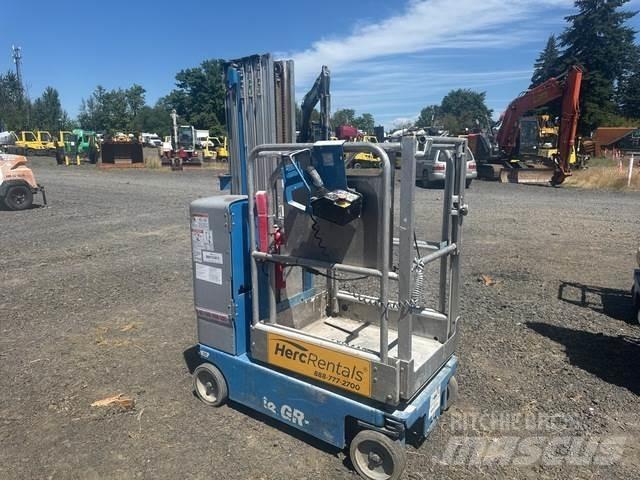Genie GR-20 Plataformas de Mastro Vertical