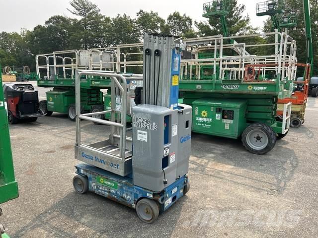 Genie GR-20 Plataformas de Mastro Vertical