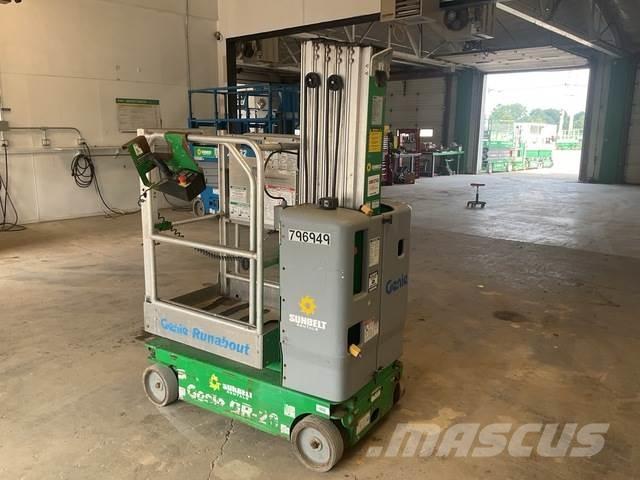 Genie GR-20 Plataformas de Mastro Vertical