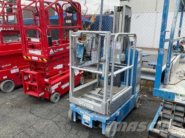 Genie GR-20 Plataformas de Mastro Vertical