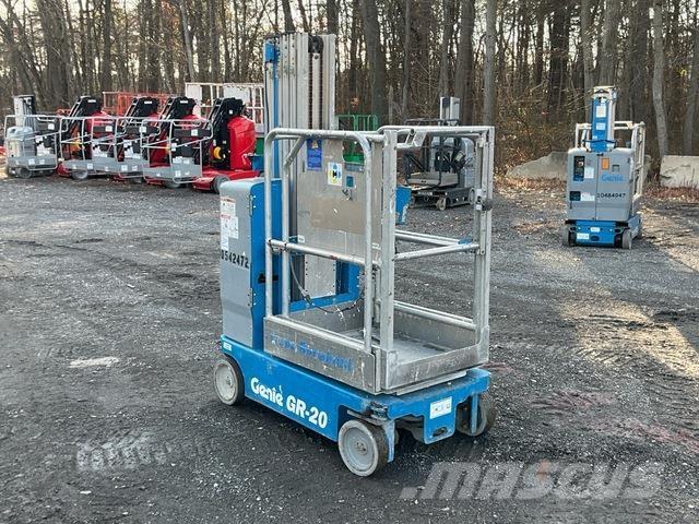 Genie GR-20 Plataformas de Mastro Vertical