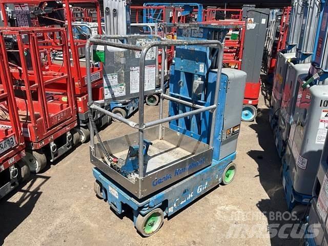 Genie GR12 Plataformas de Mastro Vertical