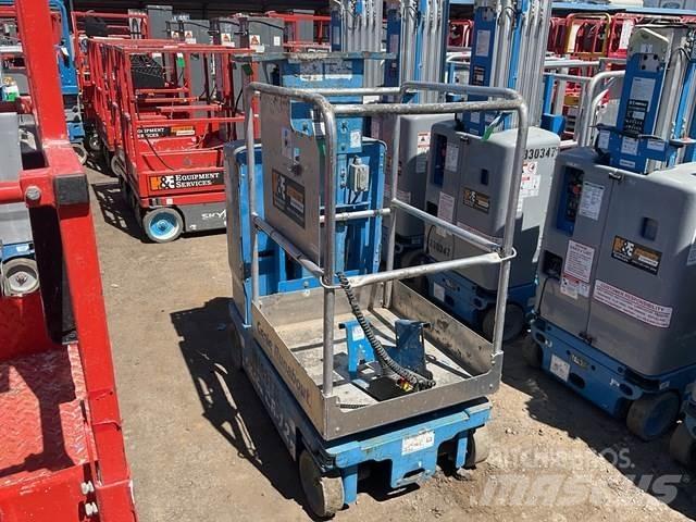 Genie GR12 Plataformas de Mastro Vertical