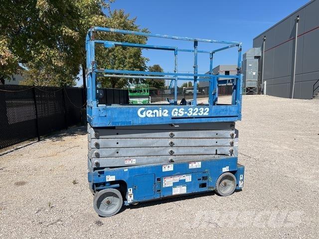 Genie GS-3232 Elevadores de tesoura