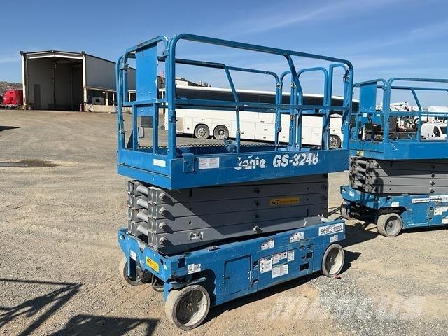 Genie GS-3246 Elevadores de tesoura