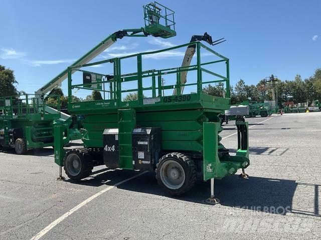 Genie GS-4390 Elevadores de tesoura