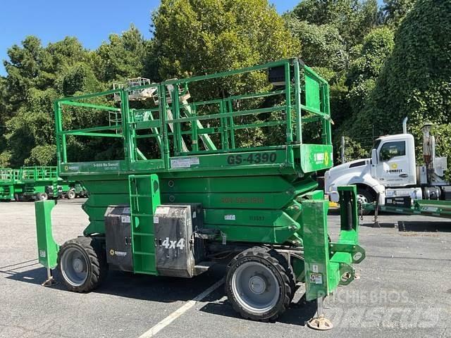 Genie GS-4390 Elevadores de tesoura