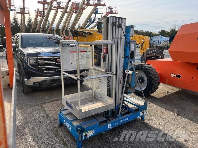 Genie IWP-25S Plataformas de Mastro Vertical