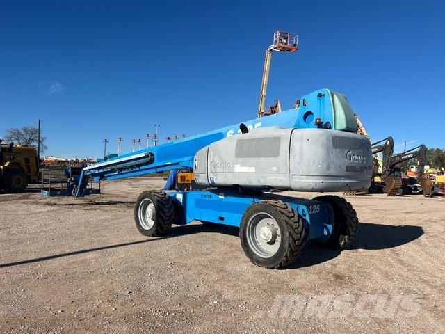 Genie S-125 Elevadores braços articulados