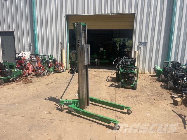 Genie SLA-10 Guinchos, elevadores e elevações de materiais
