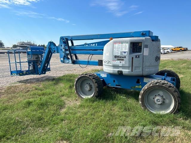 Genie Z-45/25J Elevadores braços articulados