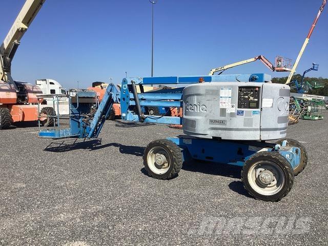Genie Z-45/25J Elevadores braços articulados