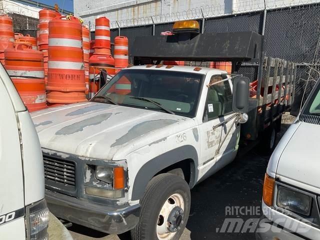 GMC 3500 Camiões estrado/caixa aberta