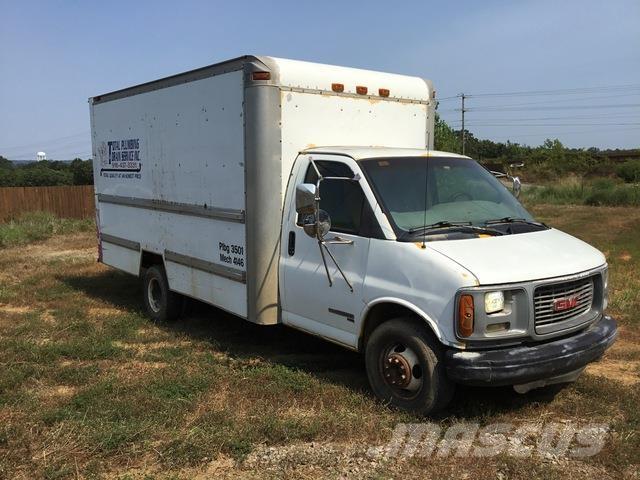 GMC 3500 Camiões de caixa fechada