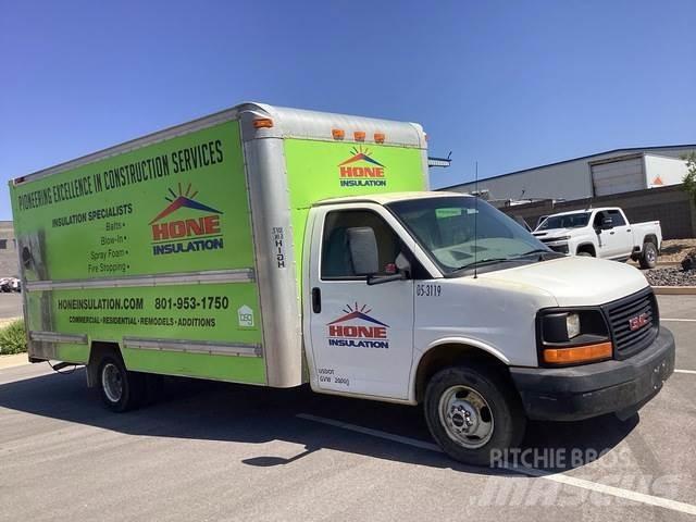 GMC C3500 Camiões de caixa fechada