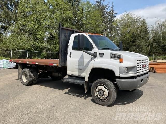 GMC C5500 Camiões estrado/caixa aberta