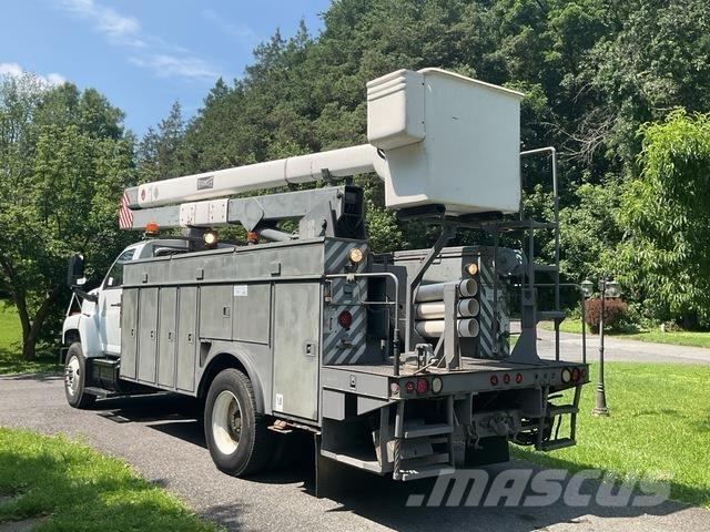 GMC C7500 Plataformas aéreas montadas em camião