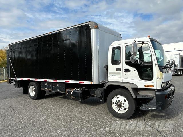 GMC T-Series Camiões de caixa fechada