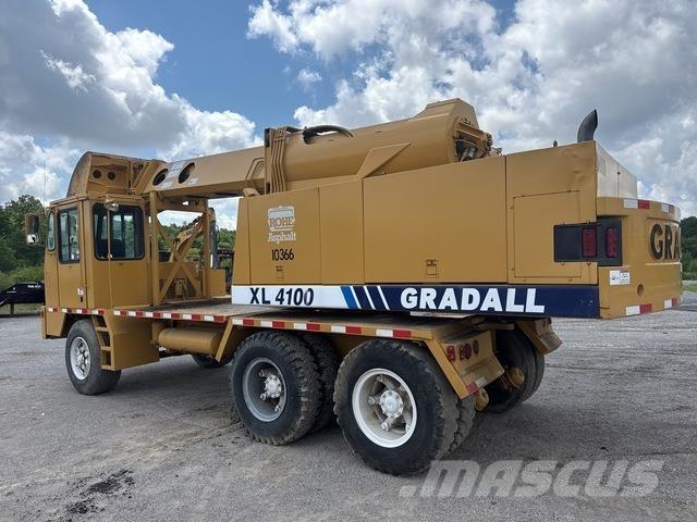 Gradall XL4100 Escavadoras de rodas