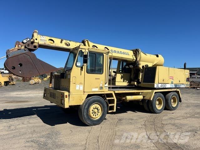 Gradall XL4100 Escavadoras de rodas