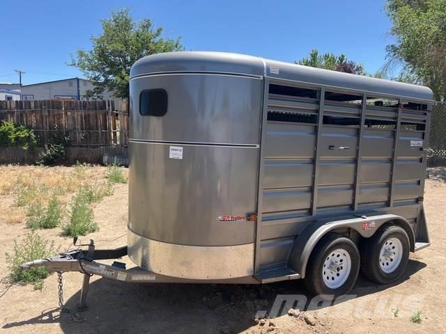 GRUPO Reboques transporte animais