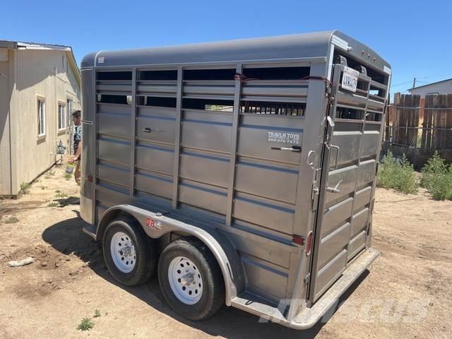  GRUPO Reboques transporte animais