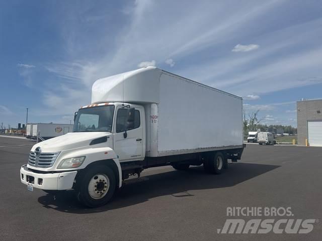 Hino 258 Camiões de caixa fechada
