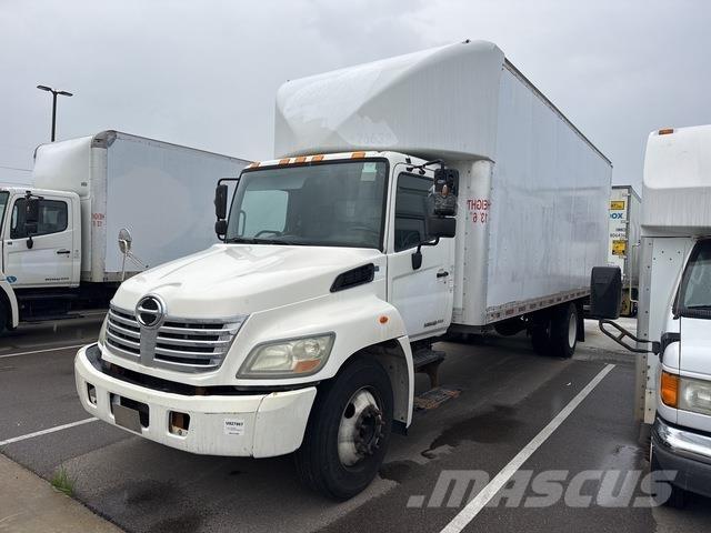 Hino 258 Camiões de caixa fechada