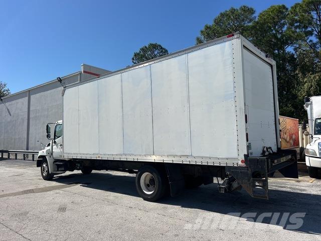 Hino 258 Camiões de caixa fechada