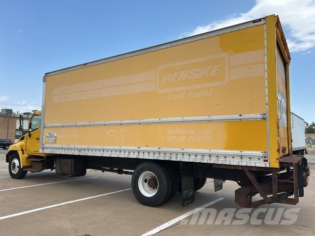 Hino 268 Camiões de caixa fechada