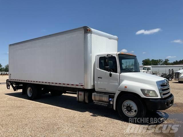 Hino 268 Camiões de caixa fechada