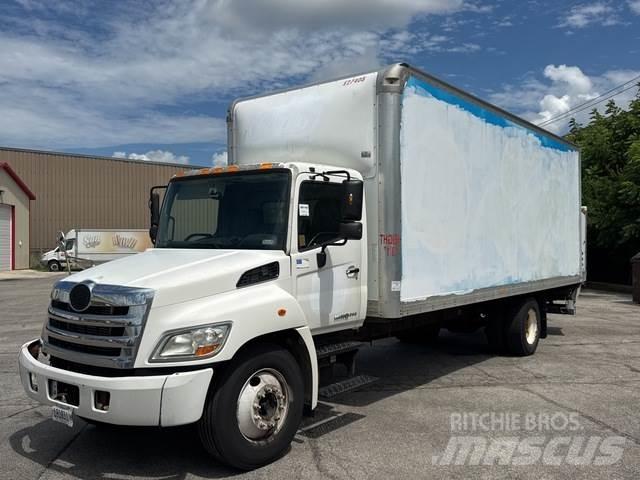 Hino 268 Camiões de caixa fechada