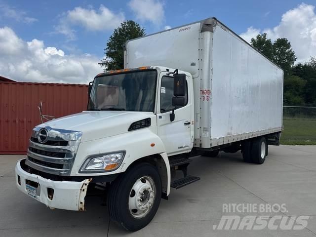 Hino 268 Camiões de caixa fechada