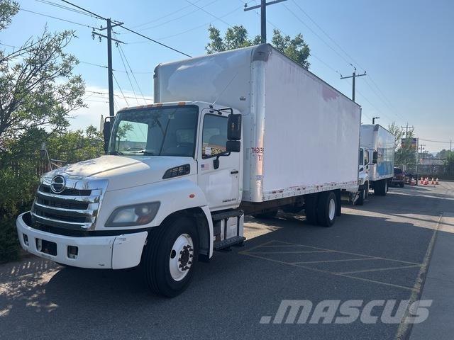 Hino 268 Camiões de caixa fechada