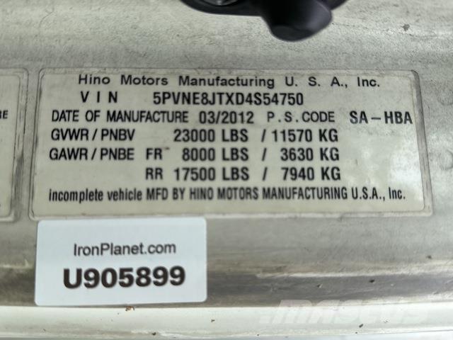 Hino 268 Camiões de caixa fechada