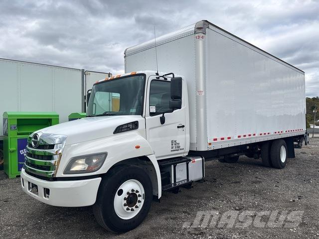 Hino 268 Camiões de caixa fechada