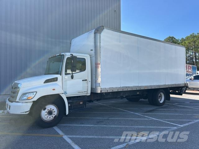 Hino 268 Camiões de caixa fechada