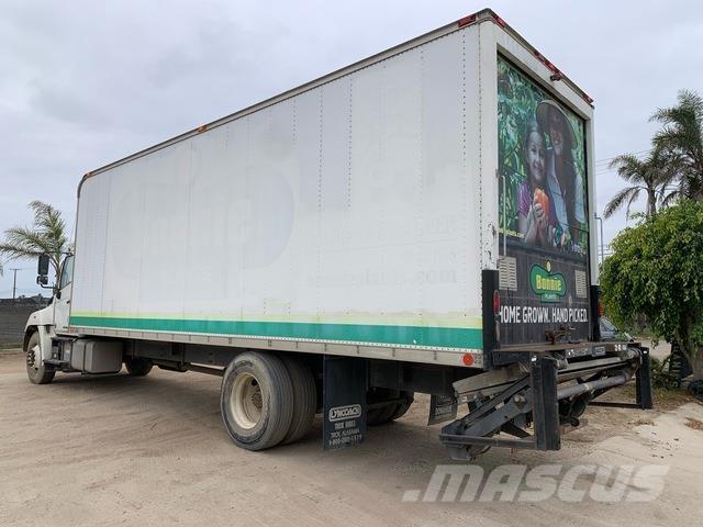 Hino 268 Camiões de caixa fechada