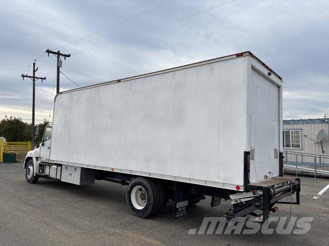 Hino 268 Camiões de caixa fechada