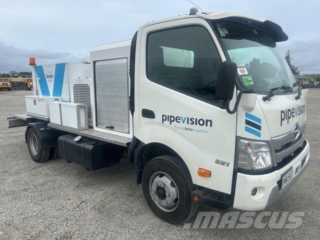 Hino 300 921 Auto-tanques