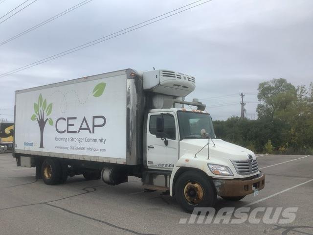 Hino 338 Camiões caixa temperatura controlada