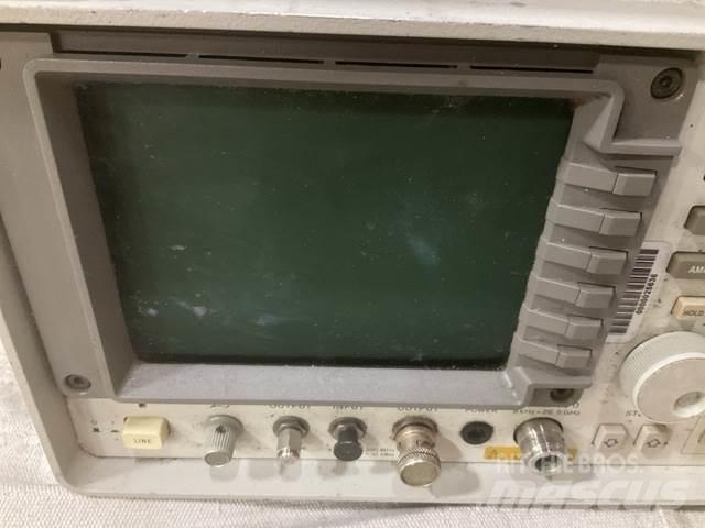 HP 8563A Construção - Outros

