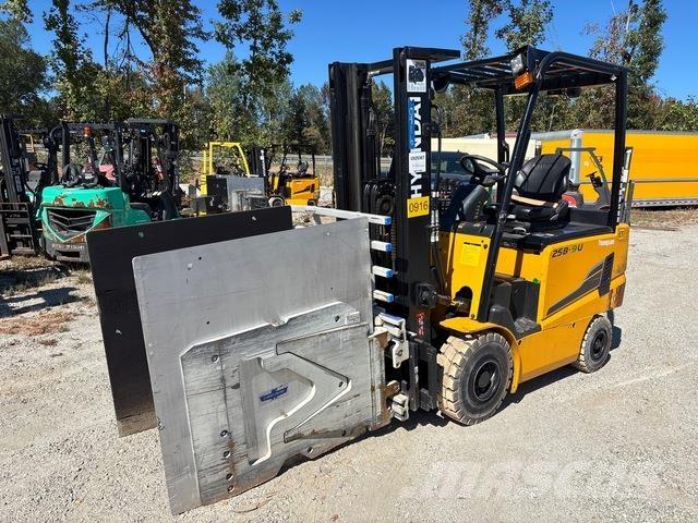 Hyundai 25B-9U Empilhadores eléctricos