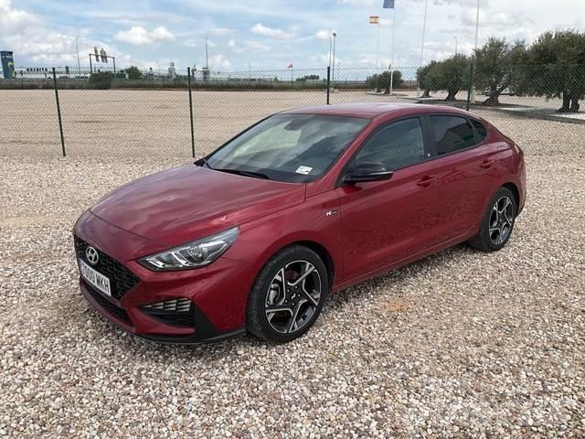 Hyundai i30 Carros Ligeiros