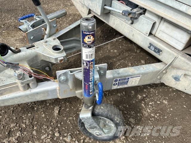 Ifor Williams  Reboques de transporte Auto