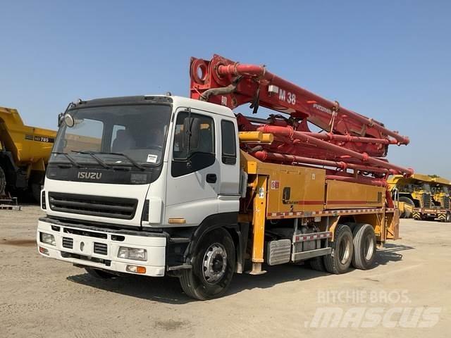 Isuzu  Camiões bomba Betão