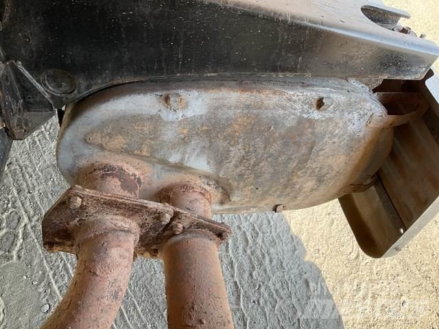 Isuzu  Camiões bomba Betão