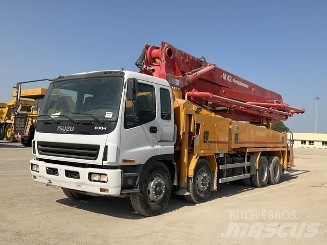 Isuzu CXH50T Camiões bomba Betão
