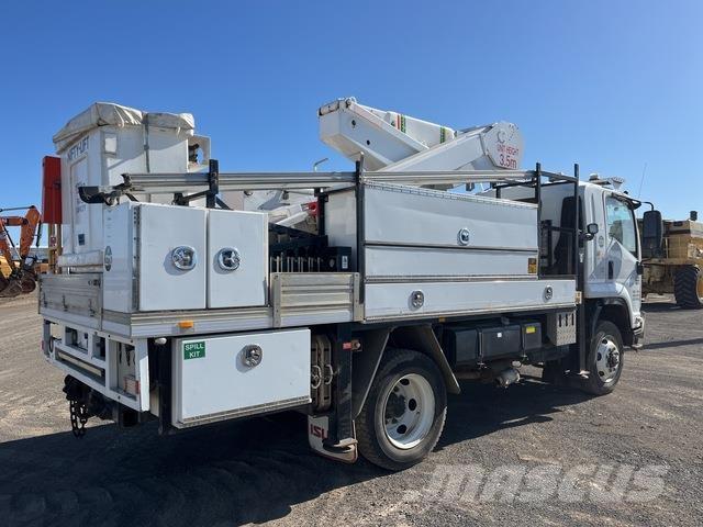 Isuzu FSS550 Plataformas aéreas montadas em camião